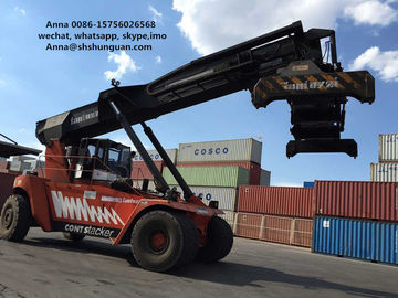 중국 45 T에 의하여 사용되는 Reachstacker, 콘테이너 적재용 트럭 우수한 근무 조건 협력 업체